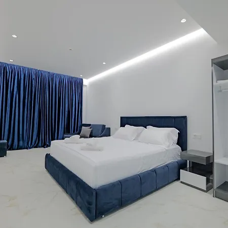 Apartment Bana Qeparo